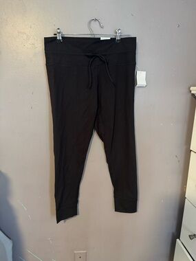 New with Tags Z by Zella Black Drawstring Cropped Leggings Size L
